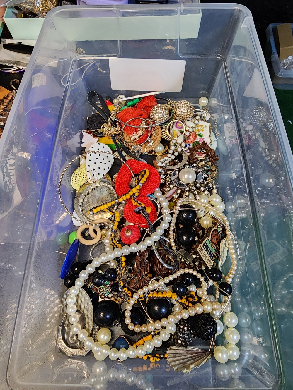 1lb Mixed Fashion Jewelry Lot - For Crafting - May Or May Not Have Matches
